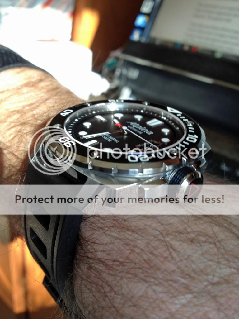 alpina diver silicone bands available without alpina diver silicone bands available without