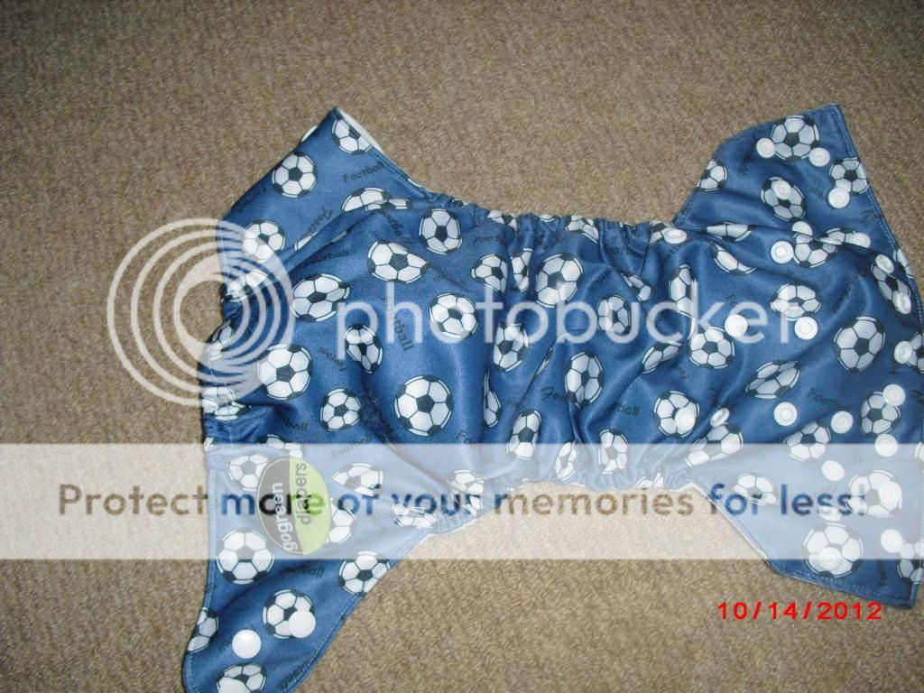 Go Green pocket diaper basketball print Go Green pocket diaper basketball print